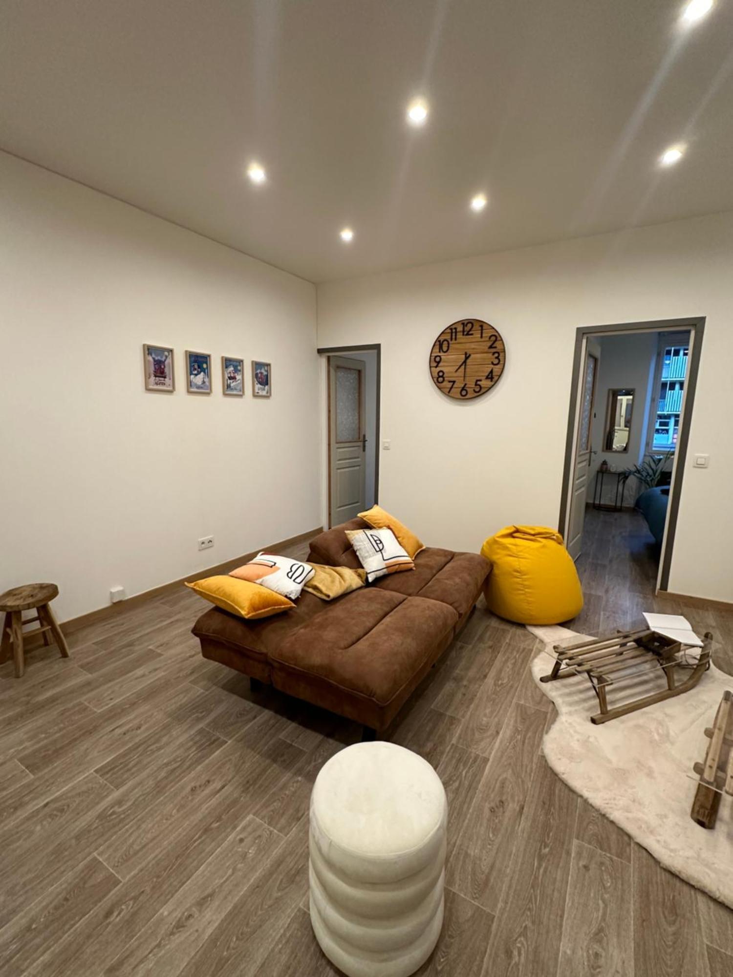 Le Refuge T3 Centre Ville 63M2 Pied Des Montagnes Альбервиль Экстерьер фото